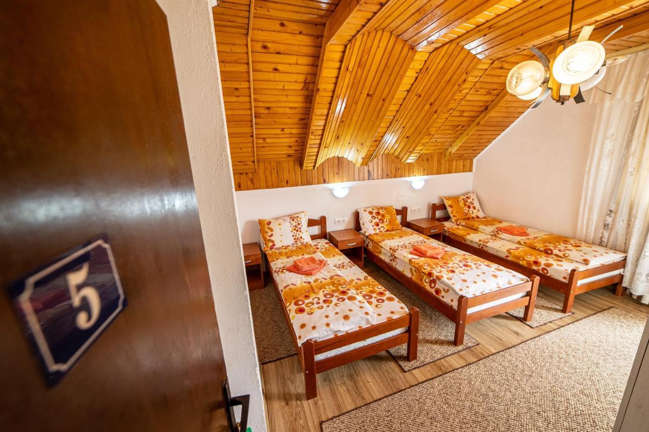 Snam Rooms&Apartment Zabljak  Ngoại thất bức ảnh